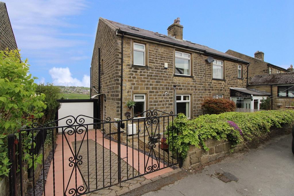 Halifax Road, Cross Roads, Keighley, BD22 3 bed semidetached house £