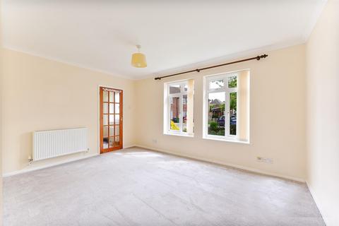 4 Grange Close, Guildford, GU2 9QJ