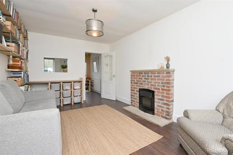 3 bedroom terraced house for sale - Riverside Close, Calver, Hope Valley