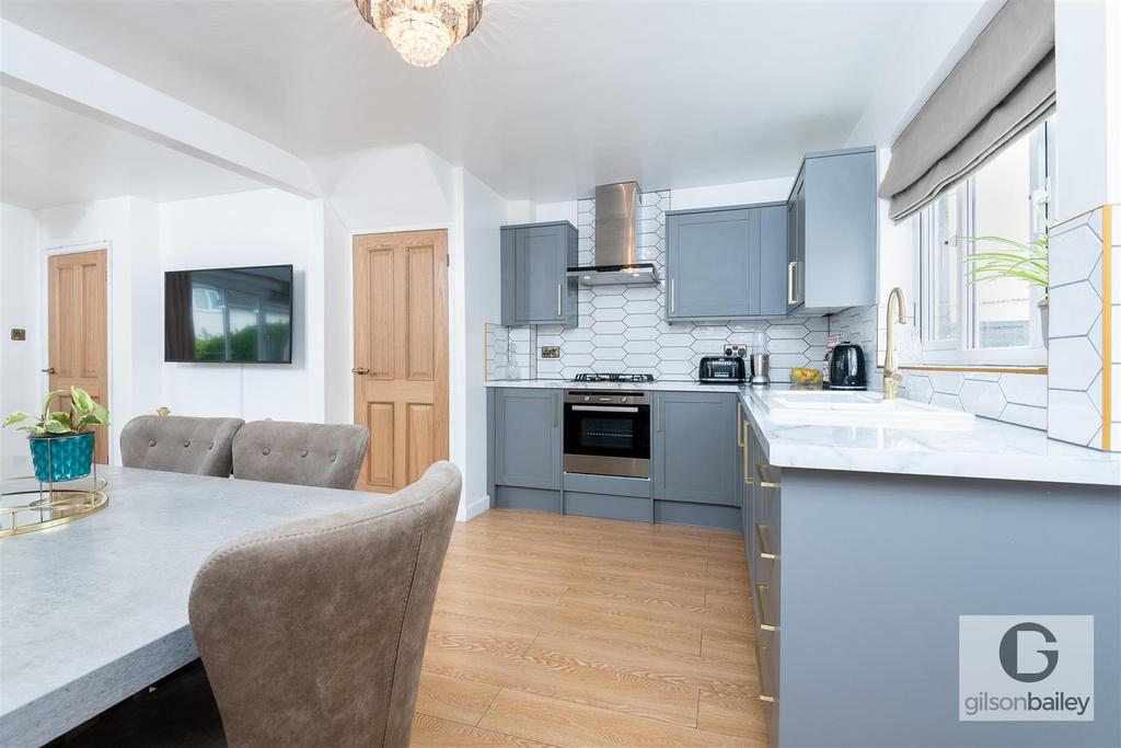 Primrose Crescent, NORWICH 3 bed semidetached house £250,000