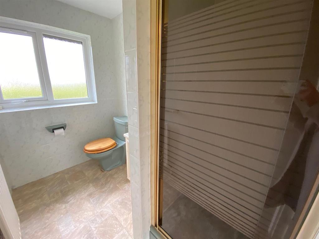 BATHROOM.png