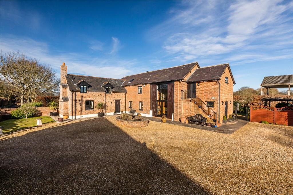 Willett Road, Ashington, Wimborne, Dorset, BH21 5 bed detached house