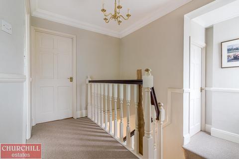 36 Churchfields, London, E18 2QZ