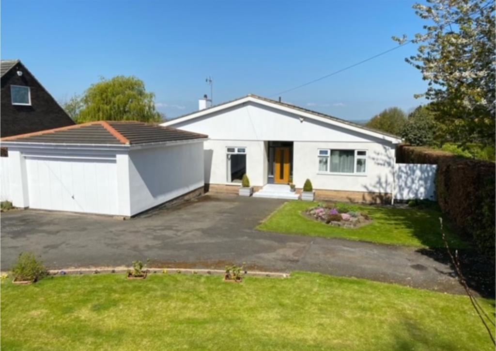 Edge Hill, Darras Hall, Ponteland... 4 bed detached bungalow £650,000