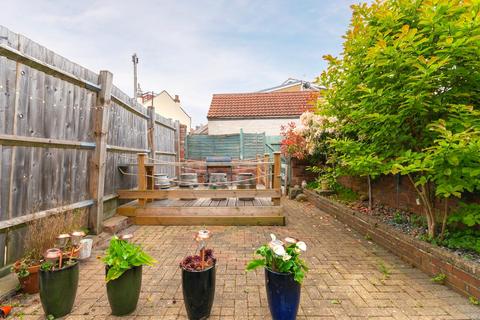149 Luckwell Road, Bristol, BS3 3HB