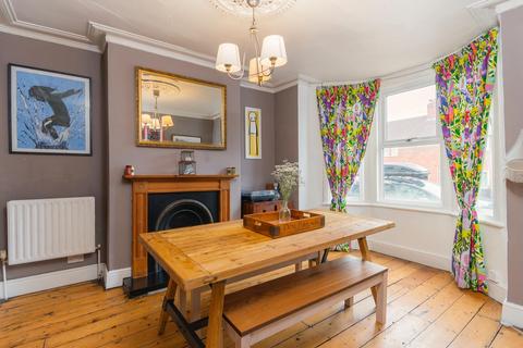 149 Luckwell Road, Bristol, BS3 3HB