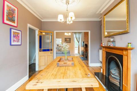 149 Luckwell Road, Bristol, BS3 3HB