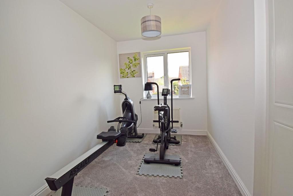 26 Pear Tree Way, bedroom 4.jpg
