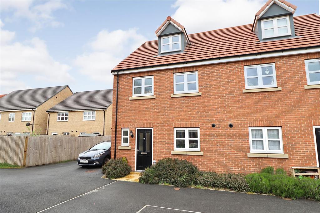 White Mill Drive, Pocklington 4 bed semidetached house £265,000