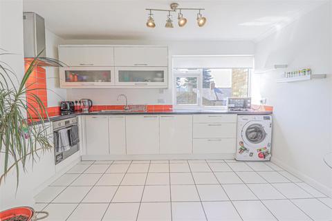 3 Valley View, Goffs Oak, Waltham Cross, EN7 5HL