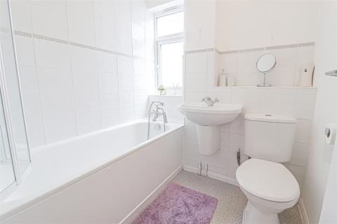 3 Valley View, Goffs Oak, Waltham Cross, EN7 5HL