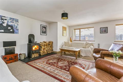 60 King Edwards Road, Ascot, SL5 8NY