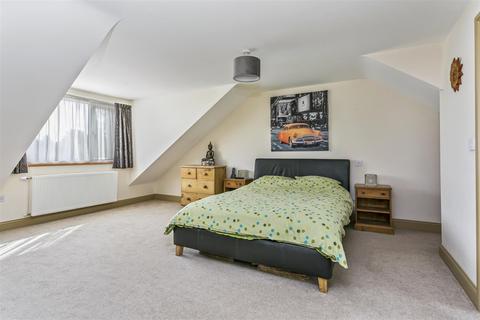 60 King Edwards Road, Ascot, SL5 8NY