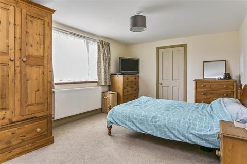 60 King Edwards Road, Ascot, SL5 8NY
