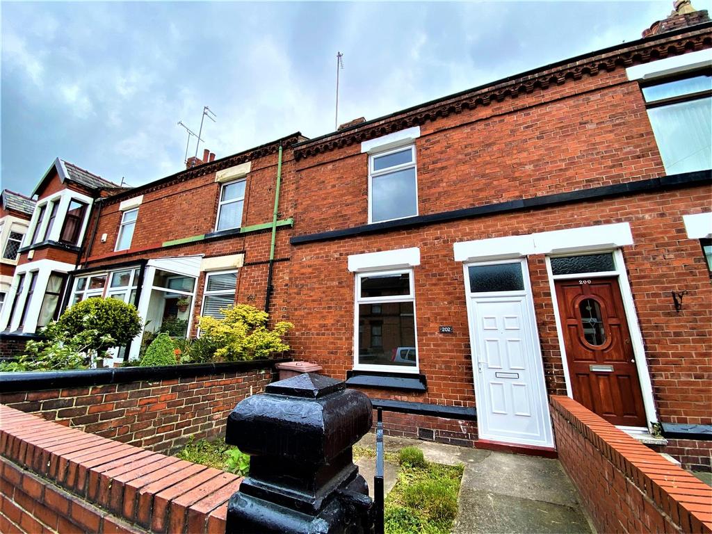 Windleshaw Road, Dentons Green, St.... 2 bed terraced house £155,000
