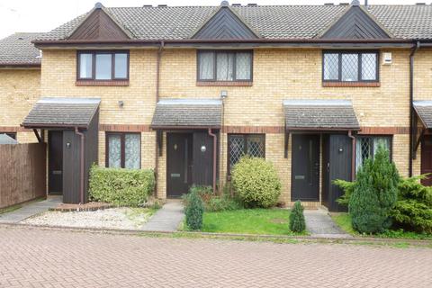 2 bedroom terraced house to rent, Bishops Drive, Wokingham