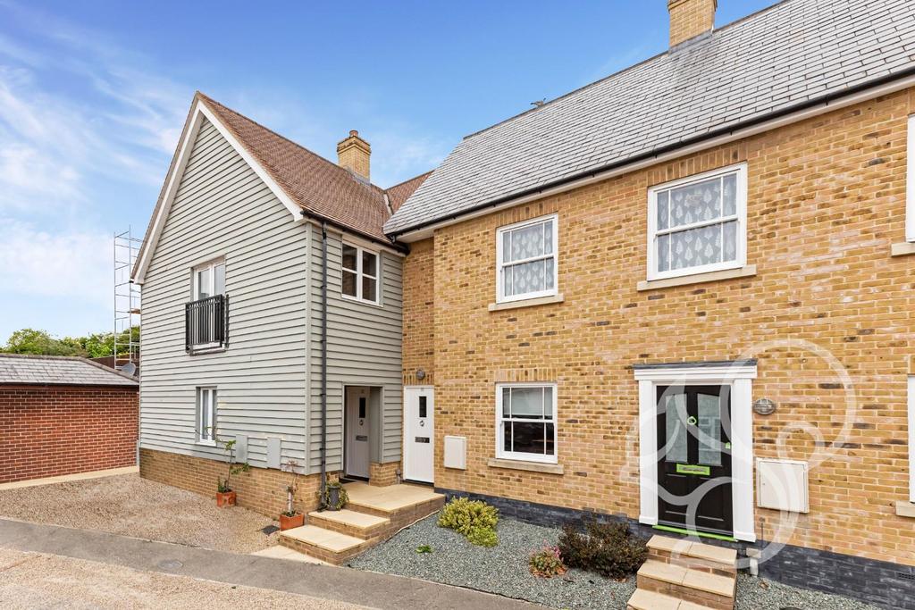 Darkhouse Lane, Rowhedge 2 bed £200,000