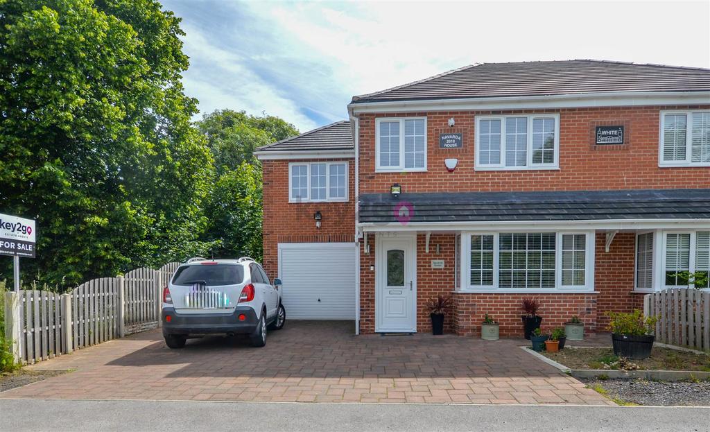 Rotherham Road, Halfway, Sheffield, S20 4 bed semidetached house for