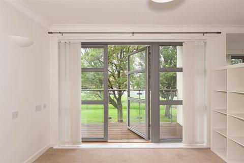 Flat 1, Maritime Court Blenheim Road, Epsom, KT19 9AP