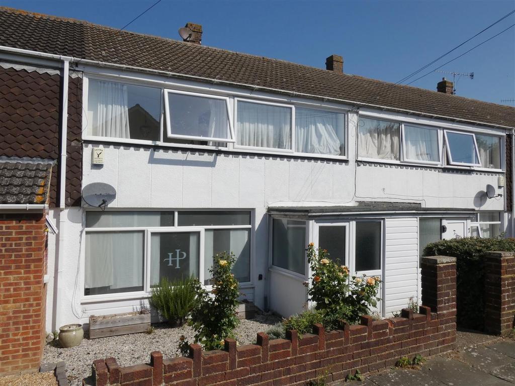 Durham Close, Canterbury 3 bed terraced house £310,000