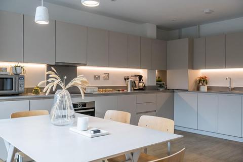 54 Medlar Street, London, SE5 0BA