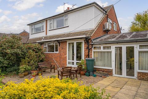 11 Denne Close, Sturry, Canterbury, CT2 0LG