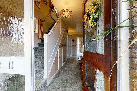11 Denne Close, Sturry, Canterbury, CT2 0LG