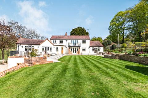 6 bedroom detached house for sale - Dale Hill, Blackwell, Bromsgrove, Worcestershire, B60 1QJ