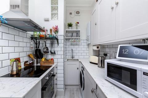 1 bedroom flat for sale - Grafton Square, Clapham Common, SW4