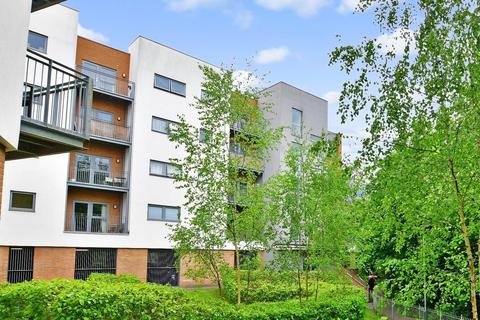 2 bedroom ground floor flat for sale, Sovereign Way, Tonbridge, Kent