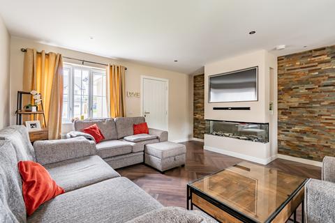 3 Bluebell Drive, Penicuik, EH26 0GY