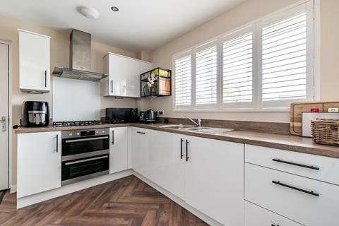 3 Bluebell Drive, Penicuik, EH26 0GY