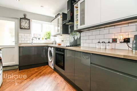 9 Witton Grove, Fleetwood, FY7 8HJ