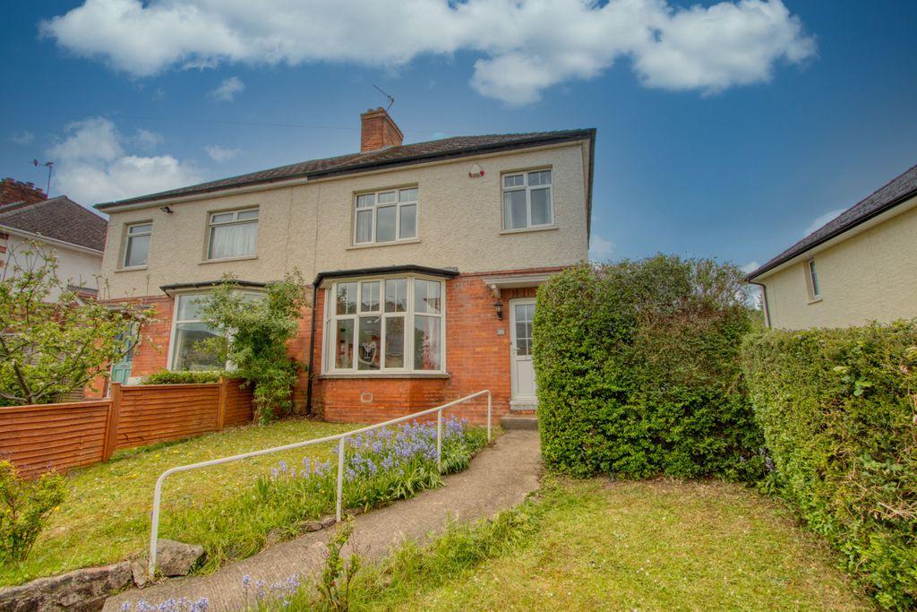 Mountway Road, Hull, Taunton... 3 bed semidetached house £