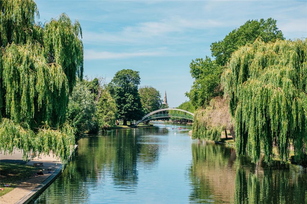 The Embankment