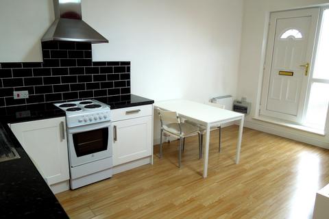 undefined, Wellington Street, Luton LU1