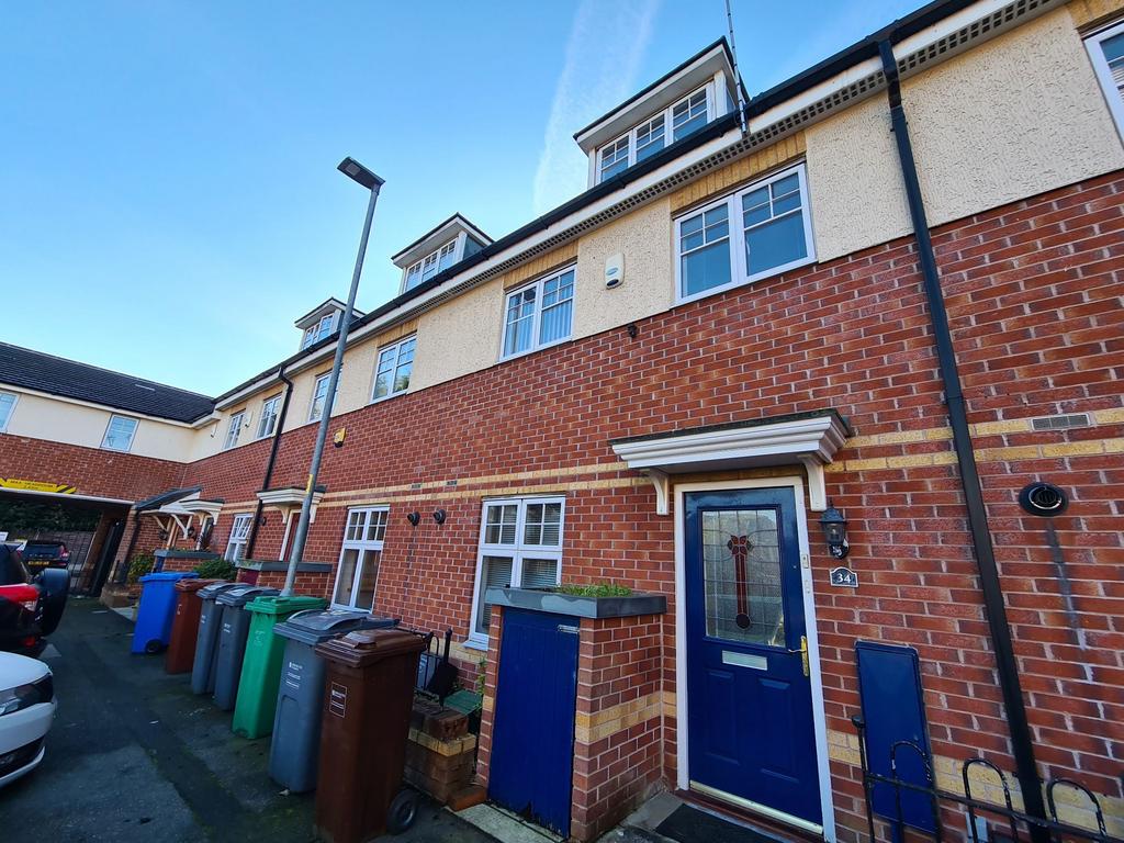 3 bedroom Town House for sale