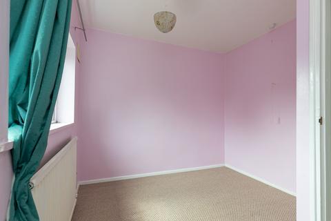 38 Critchlow Grove, Stoke-on-trent, ST3 4BW