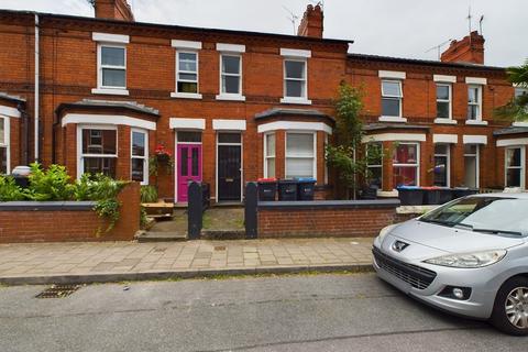 4 bedroom terraced house for sale, Gresford Avenue, Hoole