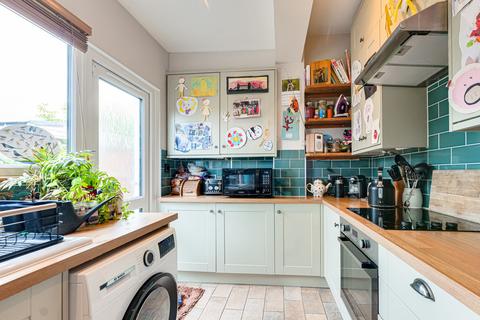 3 bedroom semi-detached house for sale, Shoebury Road, Southend-on-sea, SS1