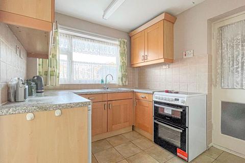 5 Beaumont Close, Walsall, WS6 6EA