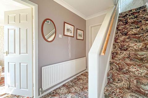5 Beaumont Close, Walsall, WS6 6EA