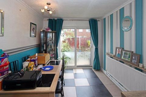 91 Birchmore, Telford, TF3 1TL