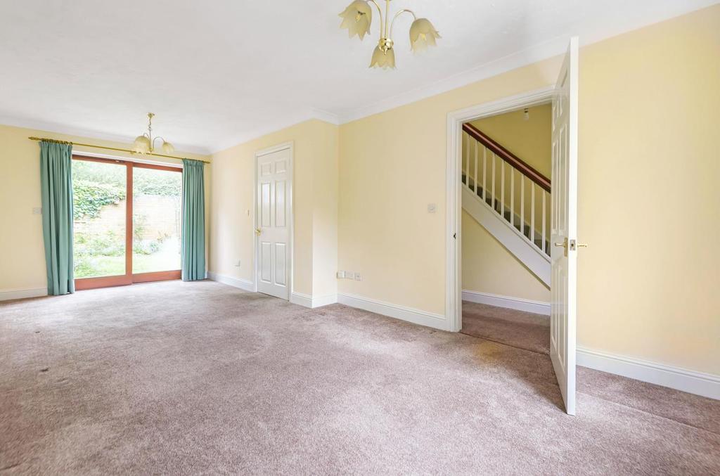 Marlborough Court, Pilgrims Close Valley Park, Chandlers Ford 2 bed