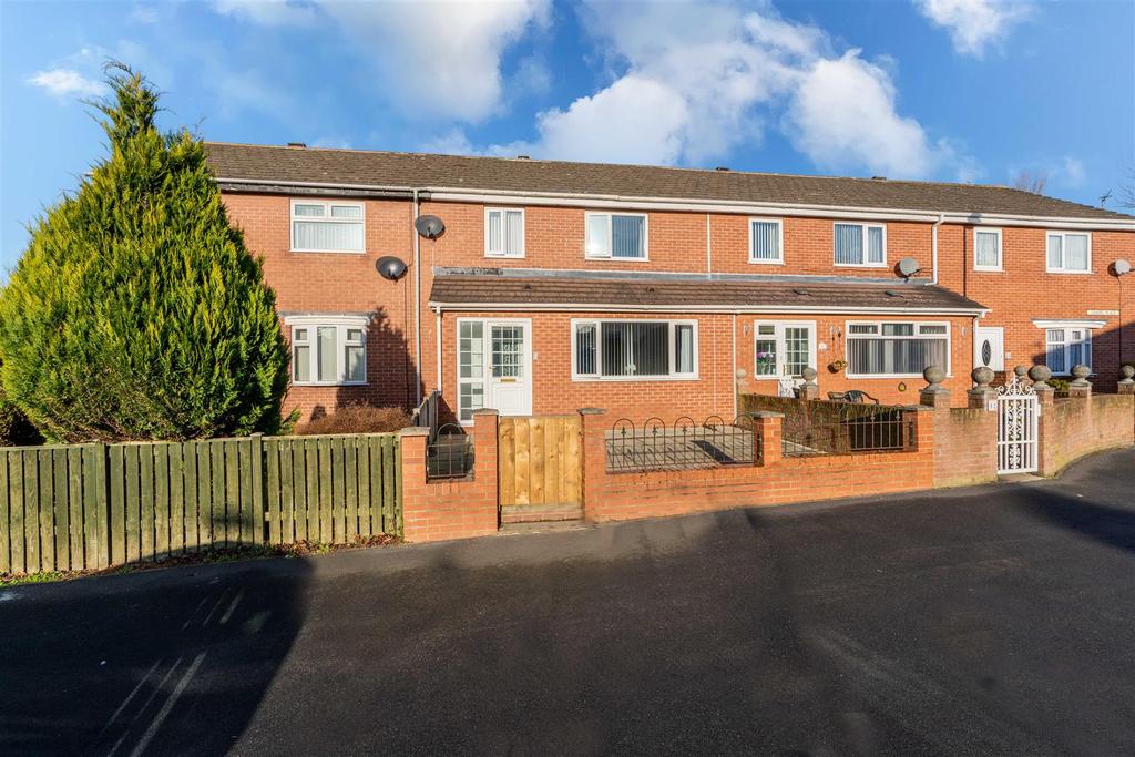 Chapel Place, Seaton Burn, Newcastle Upon Tyne 3 bed property £140,000