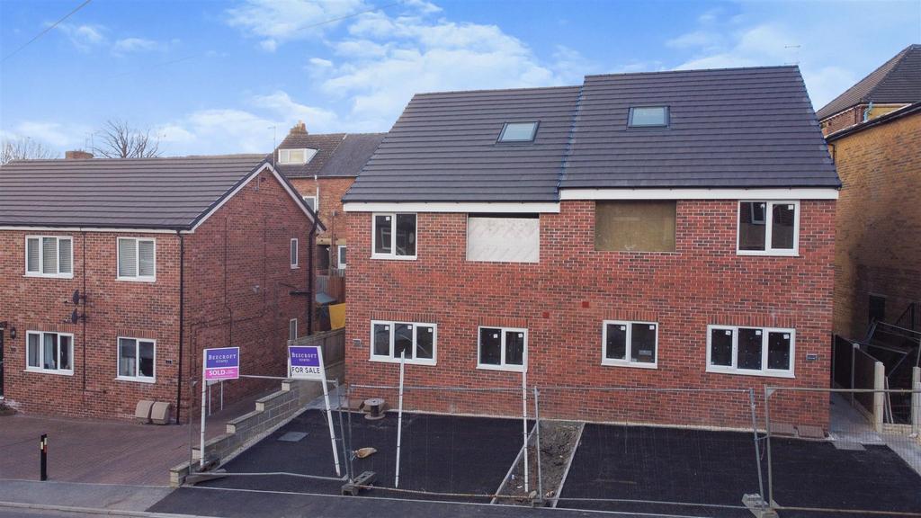Brooke Street, Hoyland, Barnsley S74 9DP 2 bed apartment for sale £