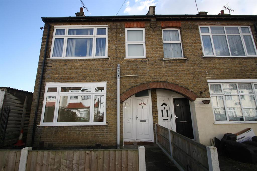 Maldon Road, SouthendOnSea 1 bed flat £875 pcm (£202 pw)