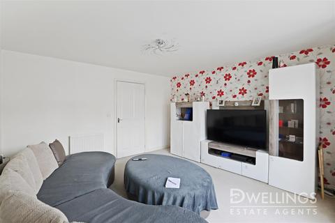 62 Balata Way, Burton-on-trent, DE13 0TY
