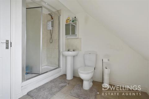 62 Balata Way, Burton-on-trent, DE13 0TY