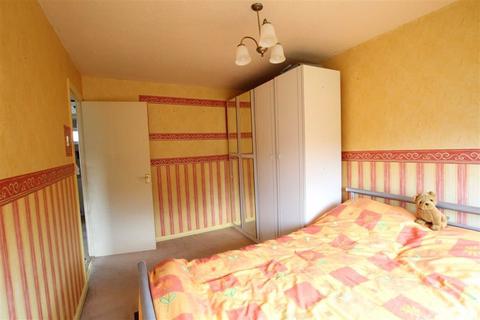 19 Bryn Awelon, Flint, CH6 5QA